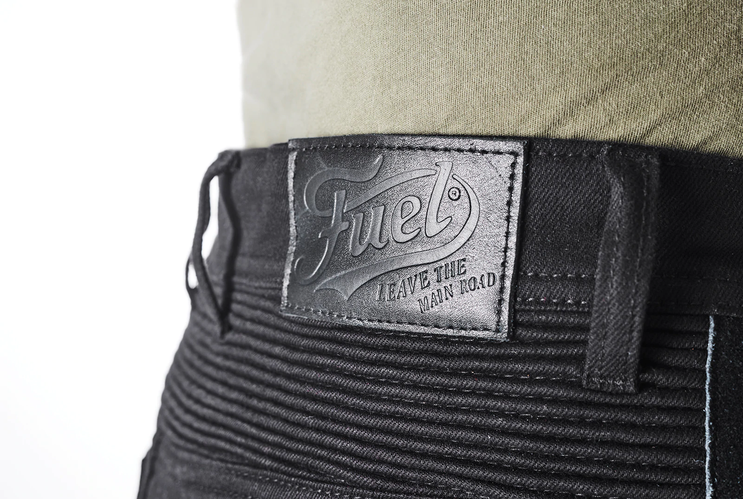 sergeant-2-black-detail-2_81ed55f3-a076-4086-b315-d16319ae985c_1800x1800.webp