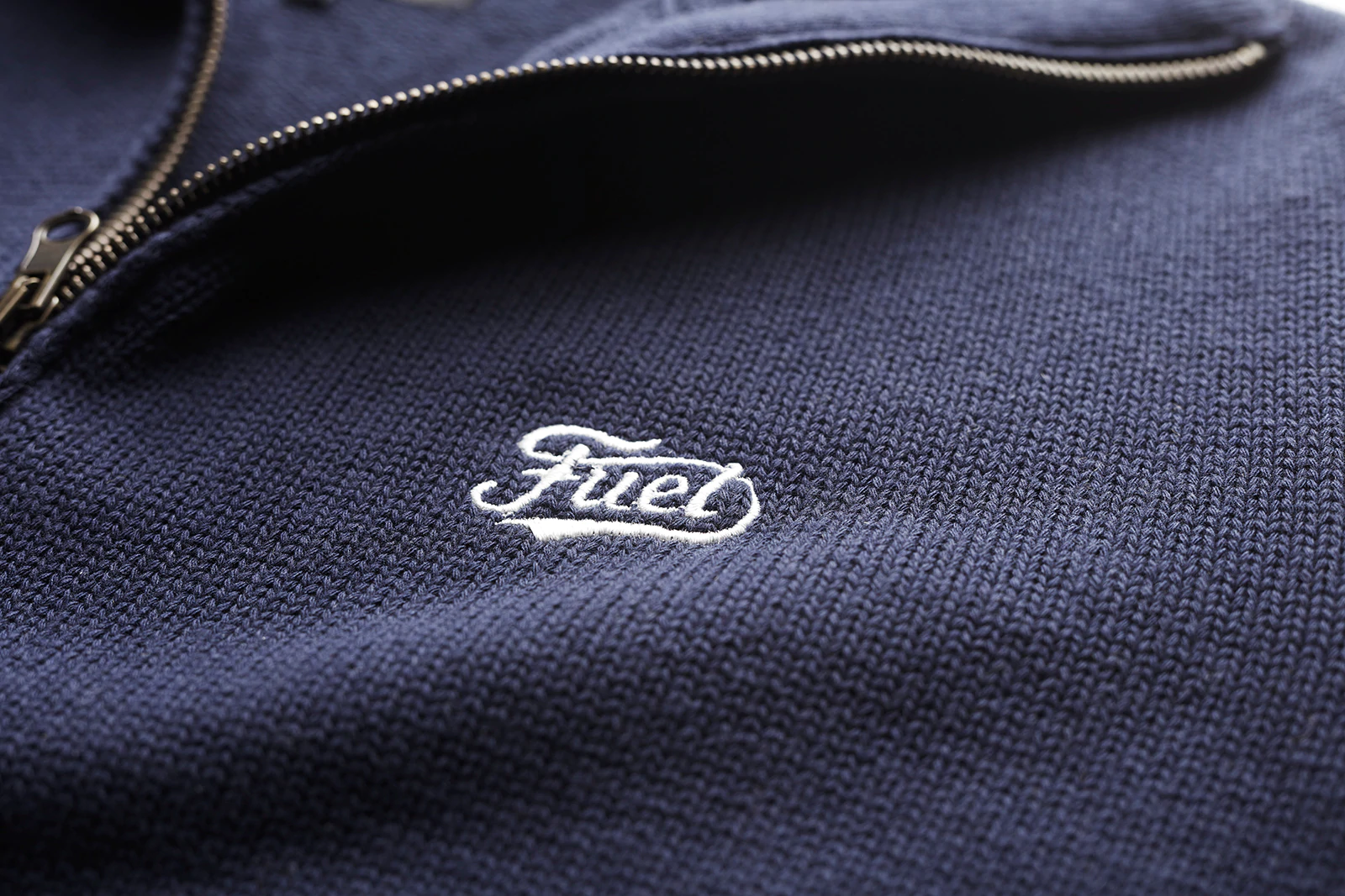 fuel_hillclimb-sweater_3.webp