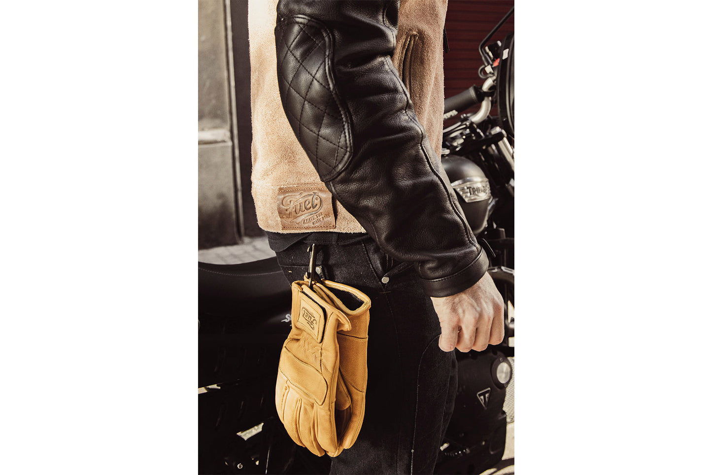 united-gloves_6.jpg